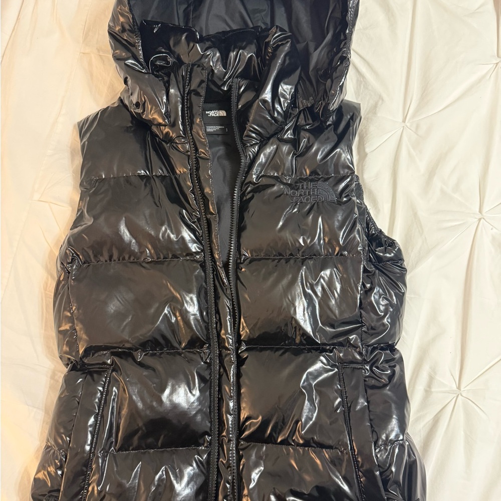The North Face Women's Shiny Black Puffer Vest